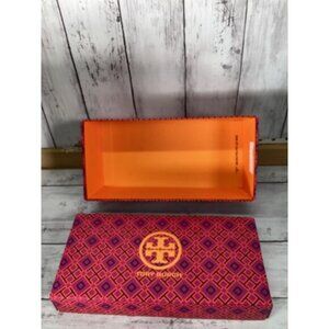 Blokecore gorpcore nostalgia earthy artisanal Tory Burch Ballet Flat, box only